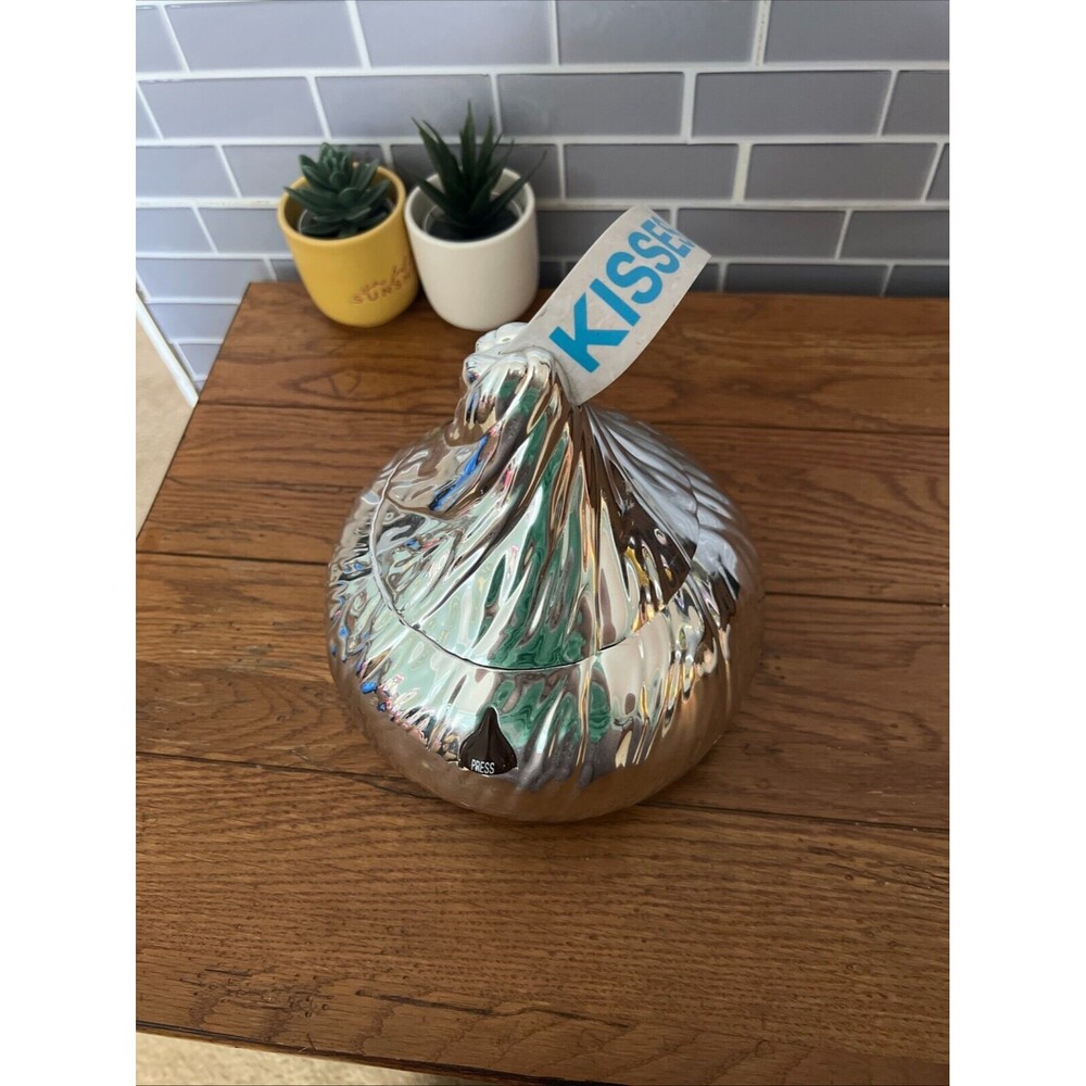 Hershey's Kisses Singing Candy Jar - Gently Used - Plays 3 Songs